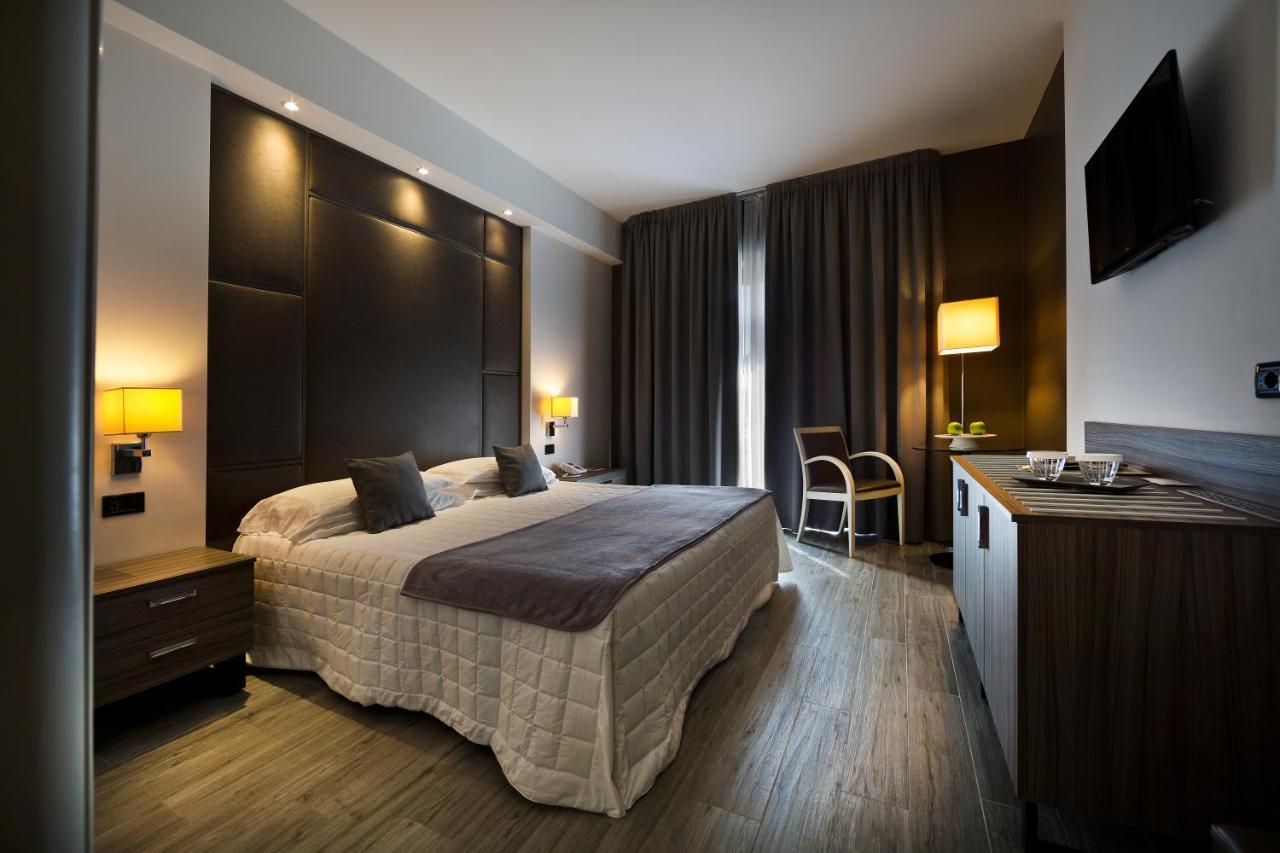 Hotel Desenzano Дезенцано-дель-Гарда Екстер'єр фото
