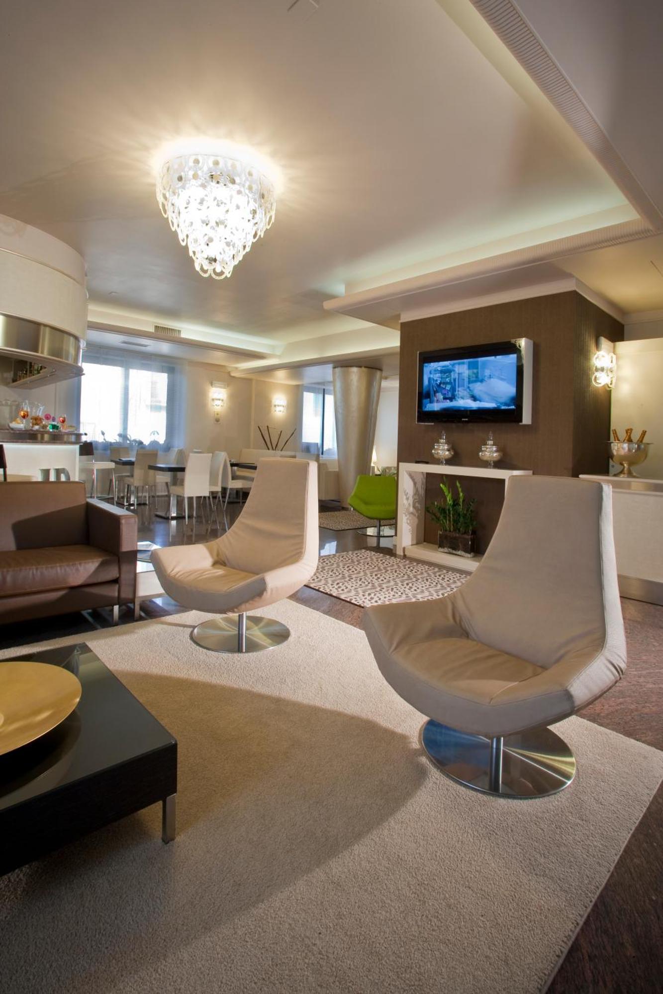 Hotel Desenzano Дезенцано-дель-Гарда Екстер'єр фото
